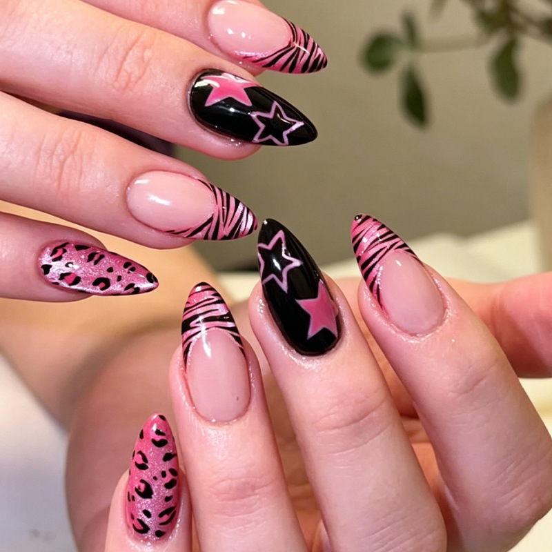 Nail Art Full Cat Eye - เล็บปลอมลายเส้นและดาว 24 ชิ้น ลายเสือดาว ปลายเล็บแบบฝรั่งเศส เล็บปลอมทรงอัลมอนด์สั้น