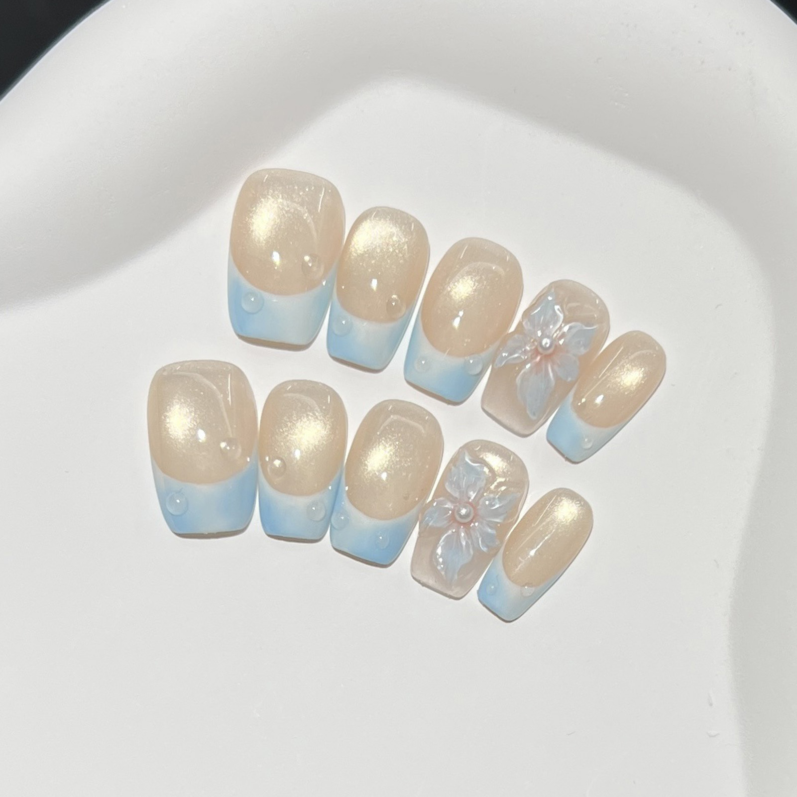 เล็บปลอมแบบกดติด 10 ชิ้น สีฟ้า - Nail Art Eye Cat บทวิจารณ์และราคา
