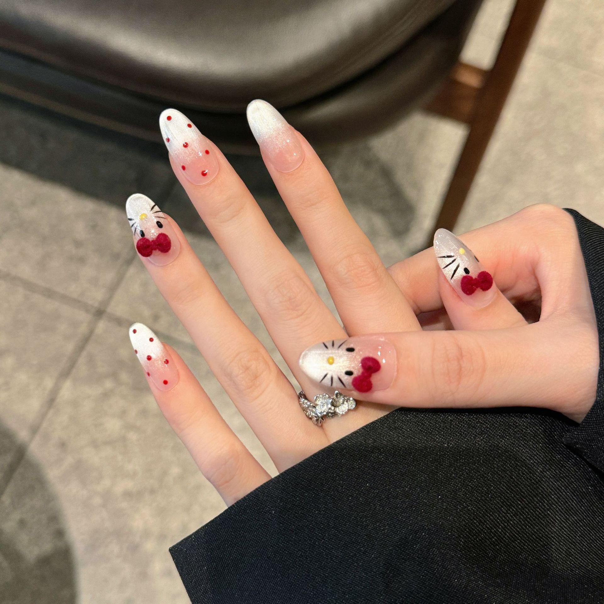 10 ชิ้น ชุดทำเล็บปลอมรูปวงรีแบ - Nail Art Eye Cat บทวิจารณ์และราคา